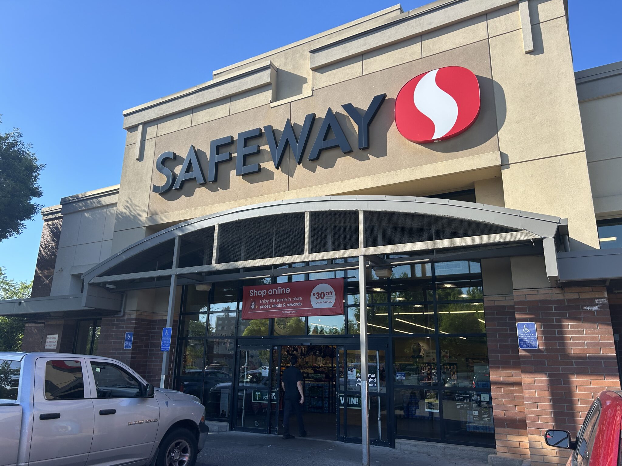 Oregonians Using SNAP Frequently Listed Big Grocery, Retail Companies as Employe...