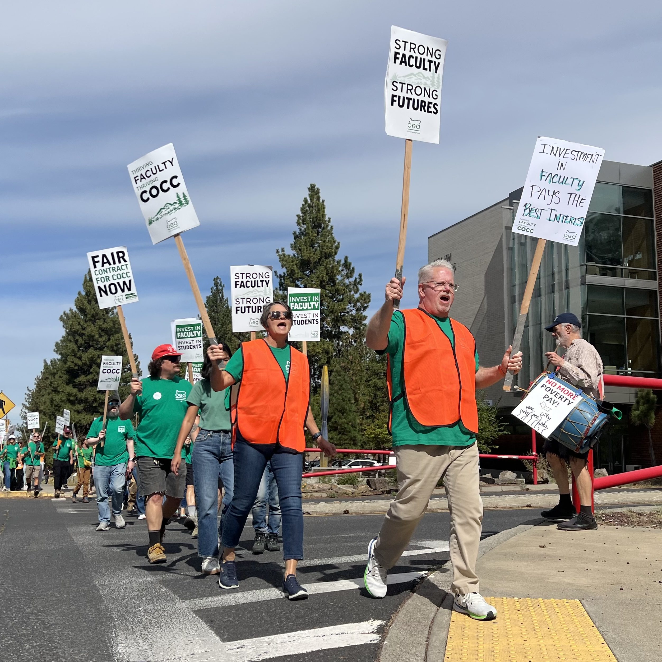 COCC Faculty, Administration Reach Tentative Salary Agreement to Avoid ...